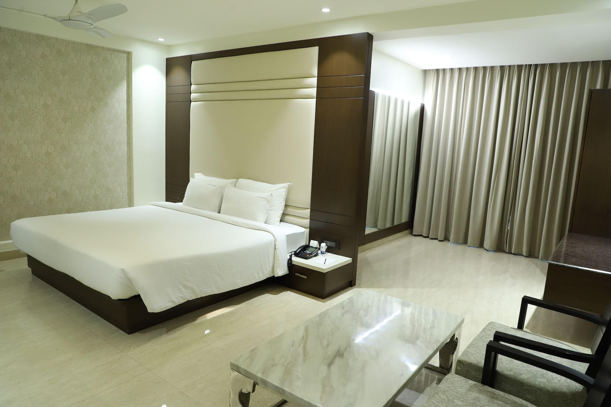 Grand Heritage Narmada Jacksons Jabalpur Extérieur photo