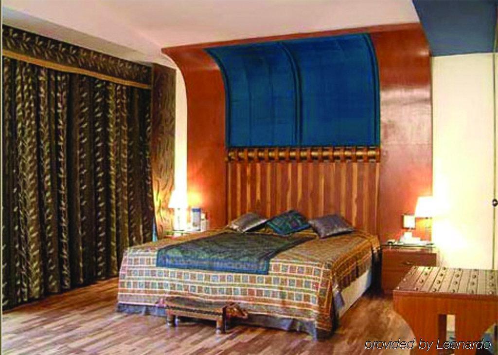 Grand Heritage Narmada Jacksons Jabalpur Extérieur photo