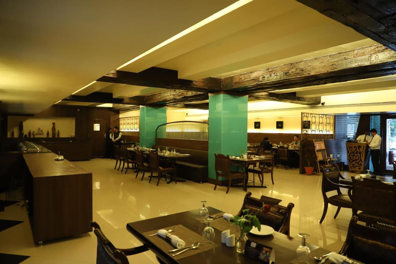 Grand Heritage Narmada Jacksons Jabalpur Extérieur photo